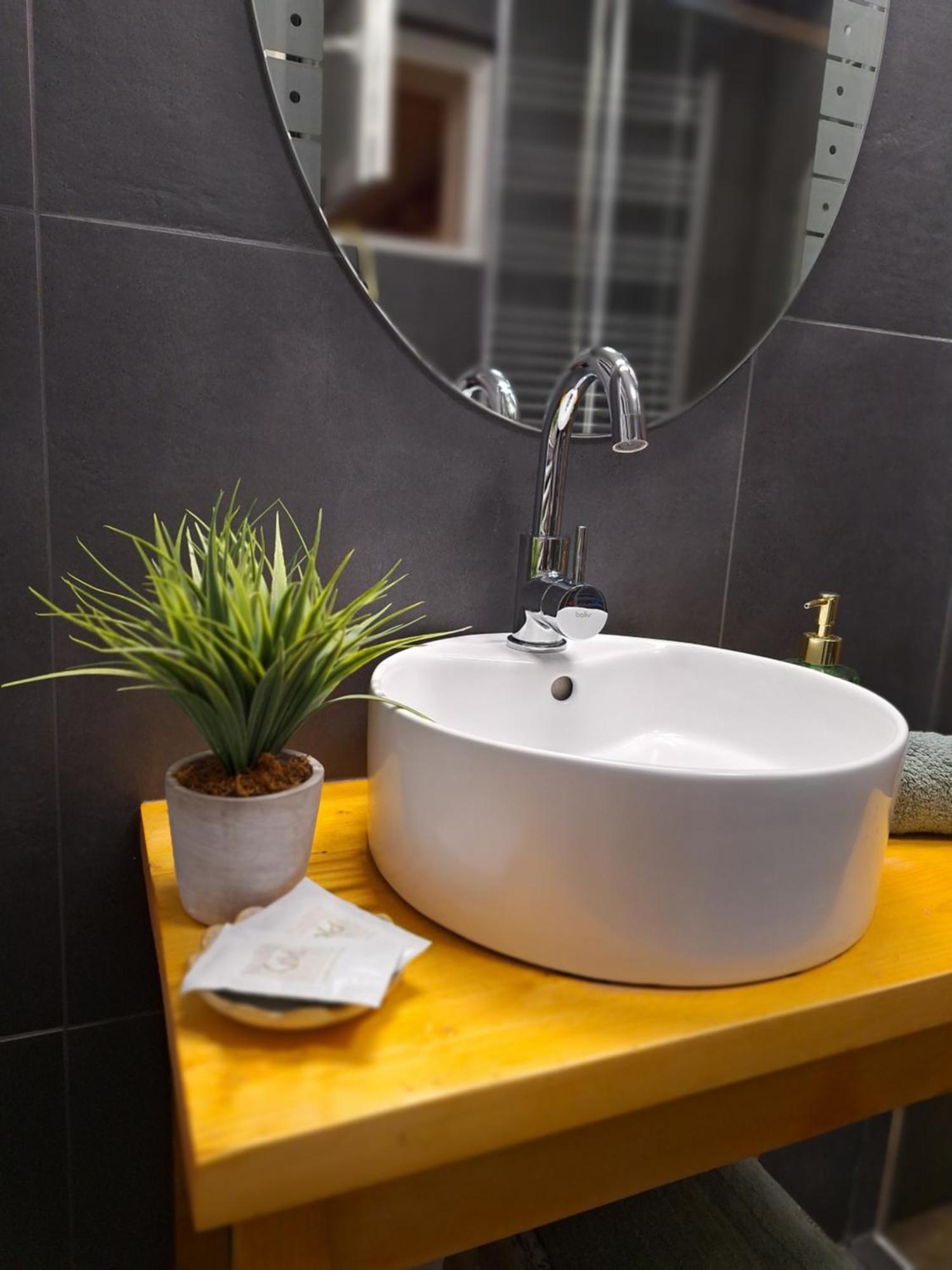 Varfal Apartman II Eger Zewnętrze zdjęcie