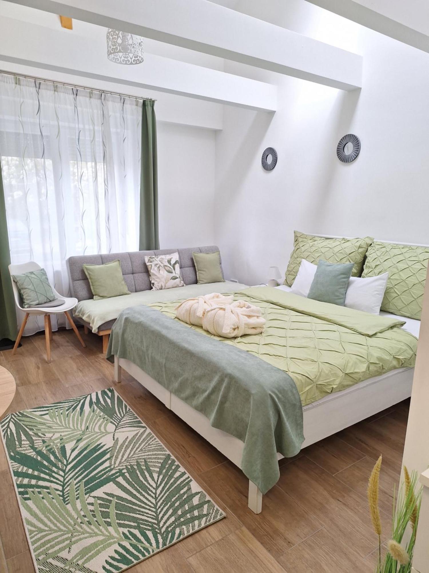 Varfal Apartman II Eger Zewnętrze zdjęcie